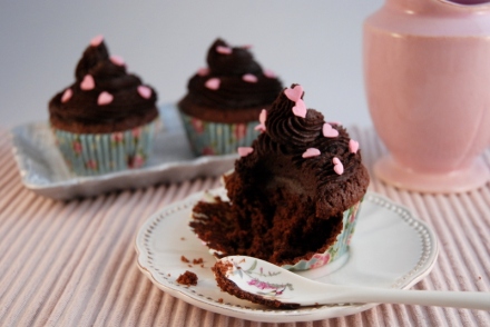Devil's food cupcakes 3